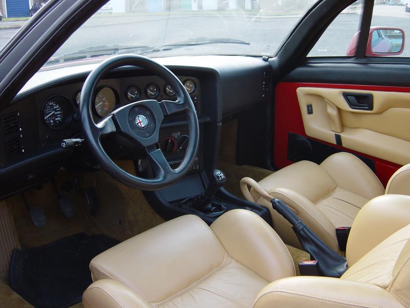 Alfa Romeo Sz Interior Wallpaper