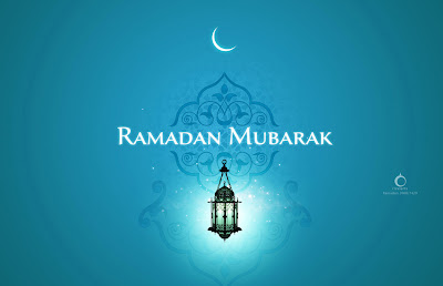 Ramadan kareem wallpaper with blue background and text in it