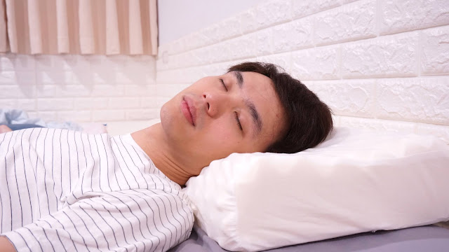 天然無毒的泰國卡帝拉乳膠枕－狼牙按摩乳膠枕