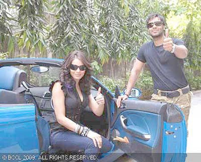 Bipasha Basu and Ajay Devgan Bombay Times Car Rally Photoshoot Photos