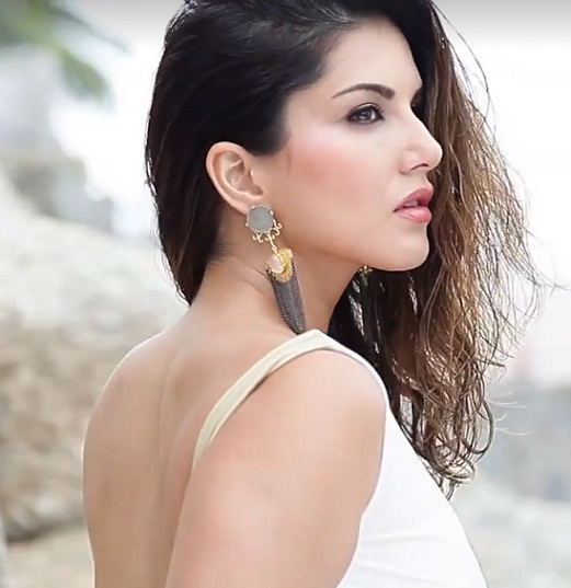 Sunny Leone Indian Actress Hot And Sexy Pictures 2019