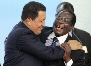 Venezuela dejará de enviar petróleo a Estados Unidos - Chávez y Mugabe