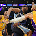 Memphis vence con apuros a Lakers
