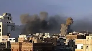 The occupation army bombed the port of Hodeidah in Yemen, targeting fuel tankers and engineering equipment.
