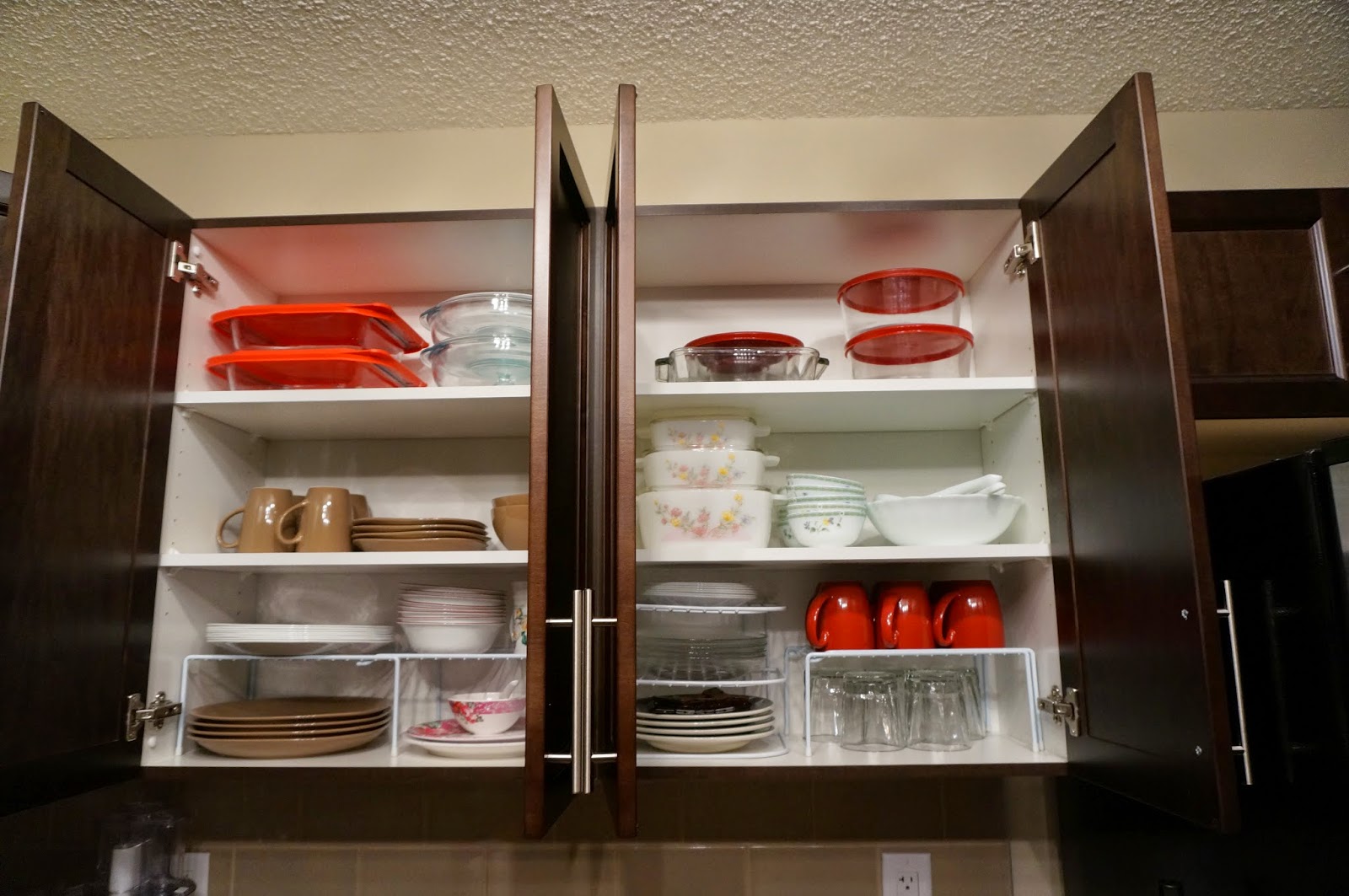 We Love Cozy Homes How To Organize Kitchen Cabinet Shelves