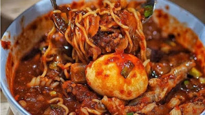 Makanan Terpedas Di Indonesia