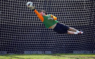 Gambar Messi Jadi Keeper