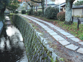 これは哲学の道。京都行きたい。