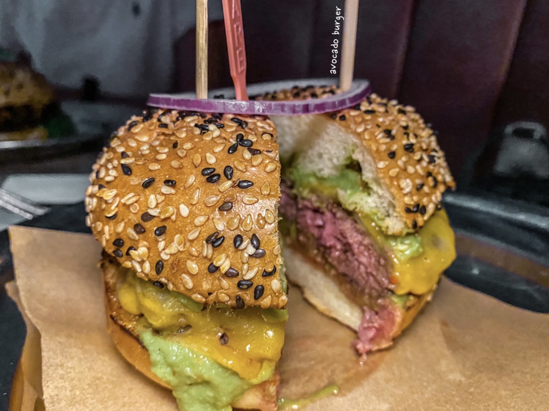 buger-and-lobster-avocado-burger