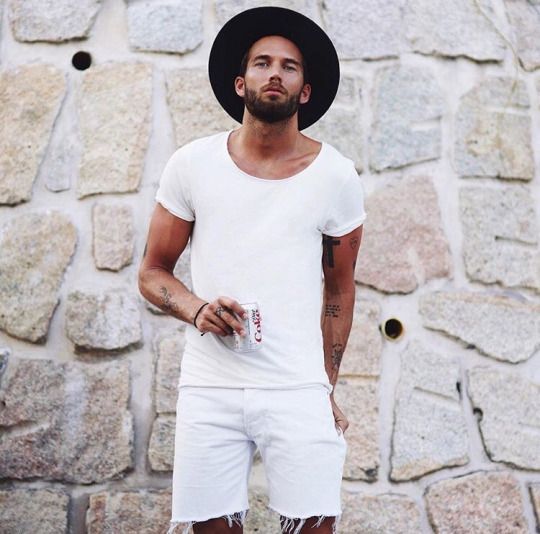Look Masculino All White