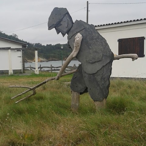 EL HOMBRE  DE PIZARRA. MIERCOLES MUDO