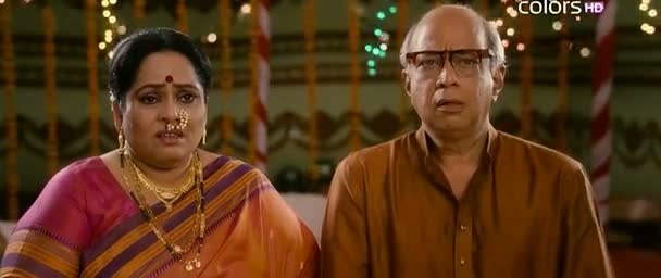 Watch Online Full Hindi Movie Aiyyaa 2012 300MB Short Size On Putlocker Blu Ray Rip