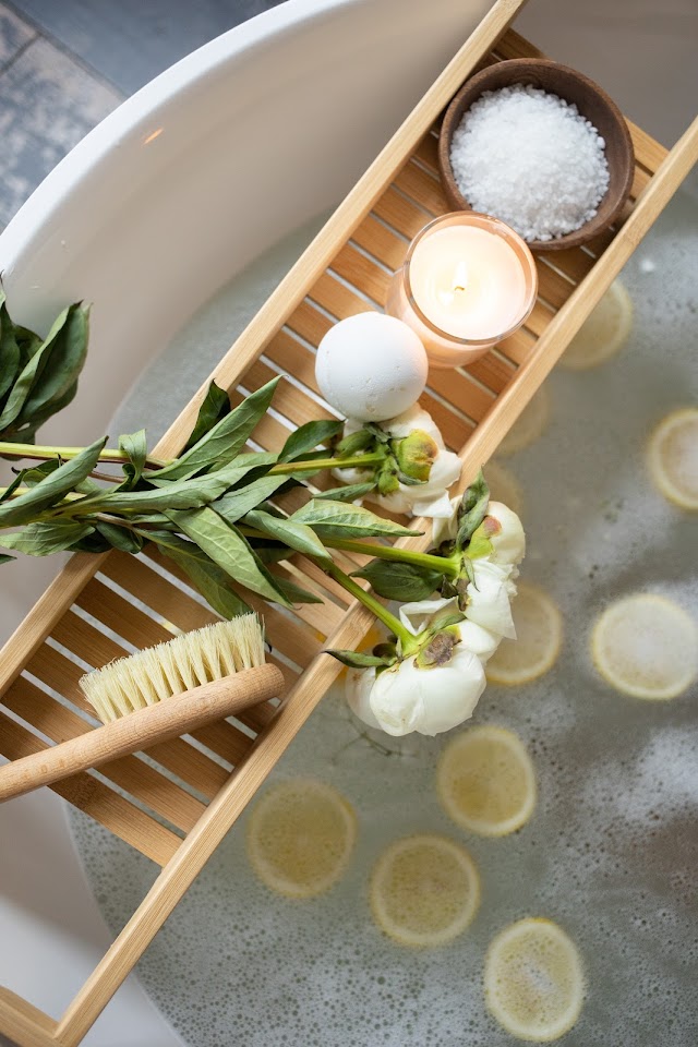 5 Signs You Need A CBD Bath Bomb, Most Relaxing Bath Yet