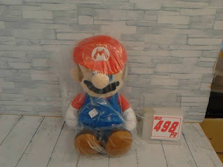 中古品　マリオ　ぬいぐるみ　４９８円