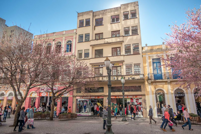 edifício na Rua XV de Novembro, 359