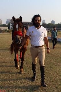 Randeep hooda with a Beautiful HorseJPG (6).JPG