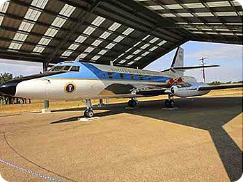 jet-sign-4