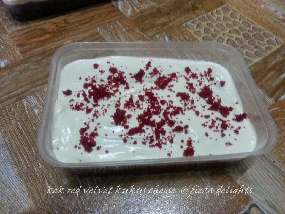 FIEZA DELIGHTS: KEK RED VELVET CHEESE MELELEH