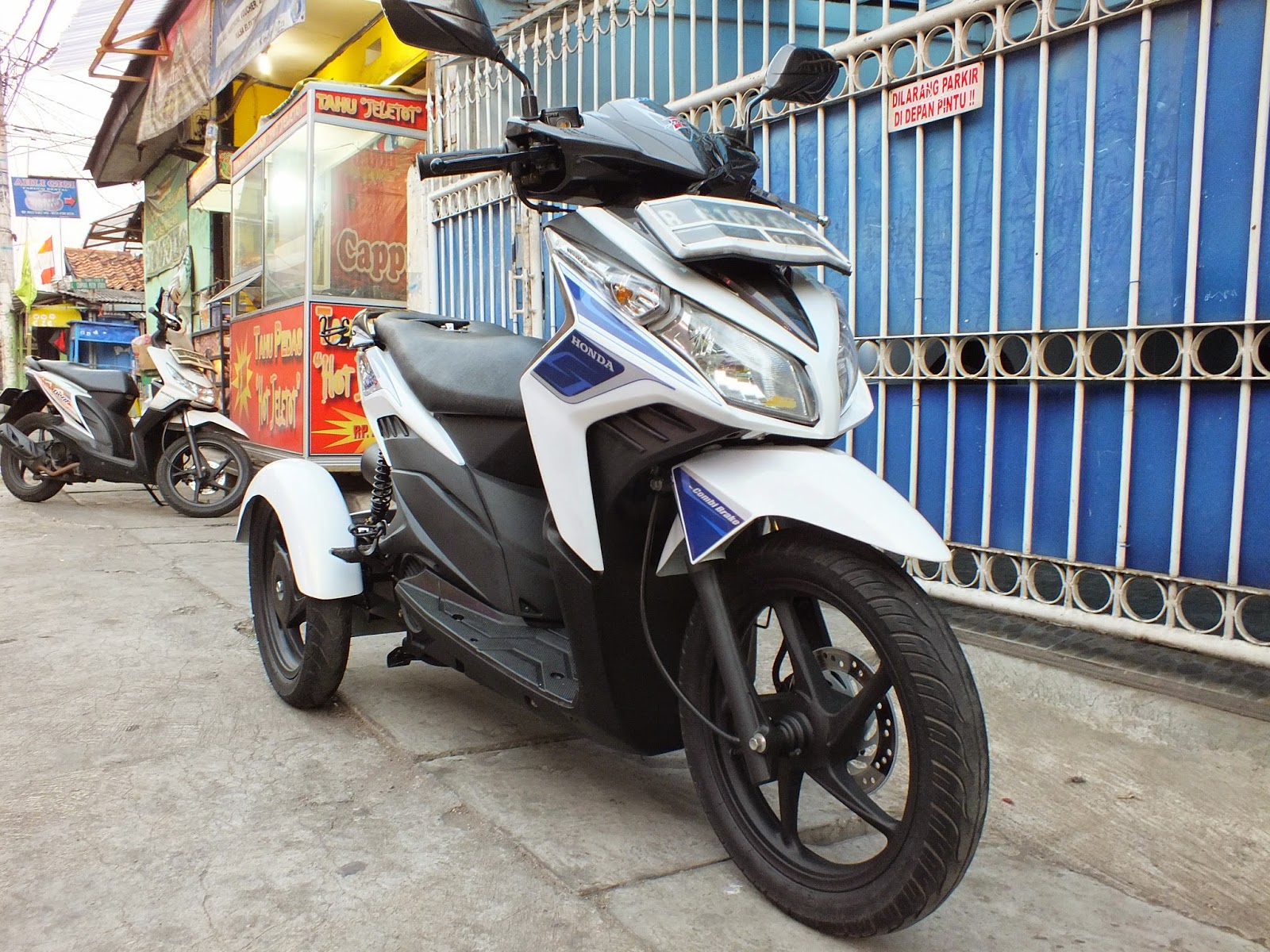 Modifikasi Vario Roda Tiga Kumpulan Modifikasi Motor Vario