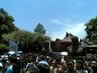 Rumah Narasi Perjalanan Ke Bandung dan Pasar Seni ITB  2010