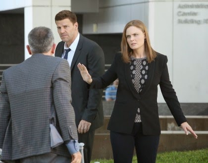 Bones 10x02 Booth y Brennan