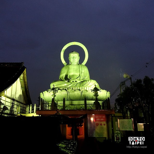 【高岡大佛】16公尺高銅鑄大佛佇立市街區　面貌是溫柔慈祥的「美男」