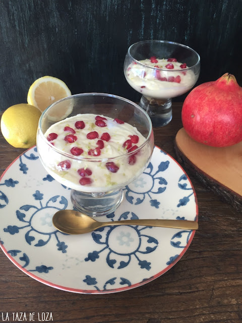 postres-en-copas-con-limón-y-granadas