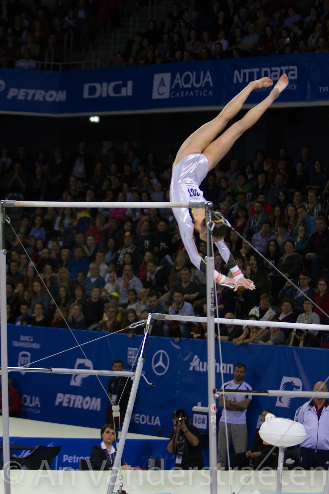 Belgian Gymnastics: 2017 European Championships: Nina ...