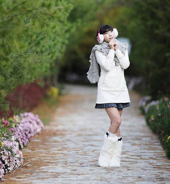 Korean Model Gu Ji Sung in a road