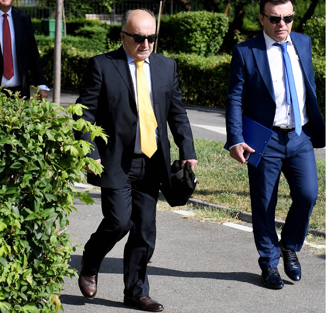 Two Albanian Opposition MPs Troplini and Roshi withdraw signatures from changing the Electoral Code