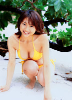 Hitomi Aizawa 相澤仁美 – Cute japanese gravure idol big tits sexy bikini photo gallery