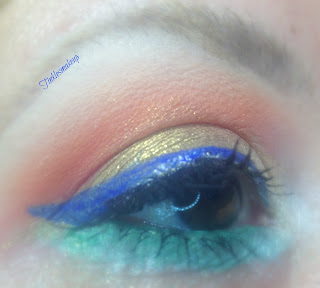 eye_makeup_look_bold_rainbow