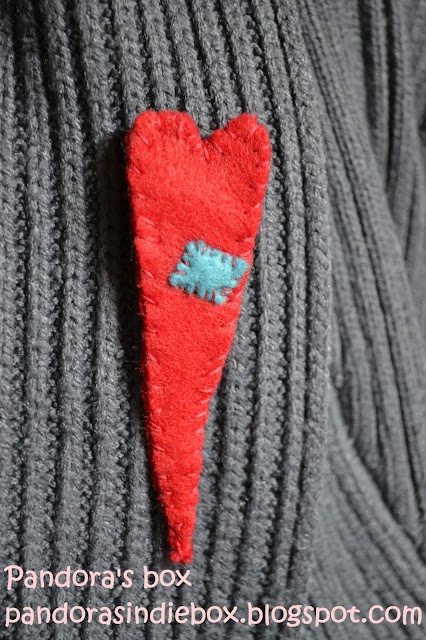 handmade felt brooch