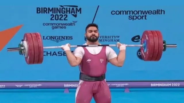 cwg-2022-weightlifter-vikas-thakur-clinches-silver-at-birmingham-commonwealth-games