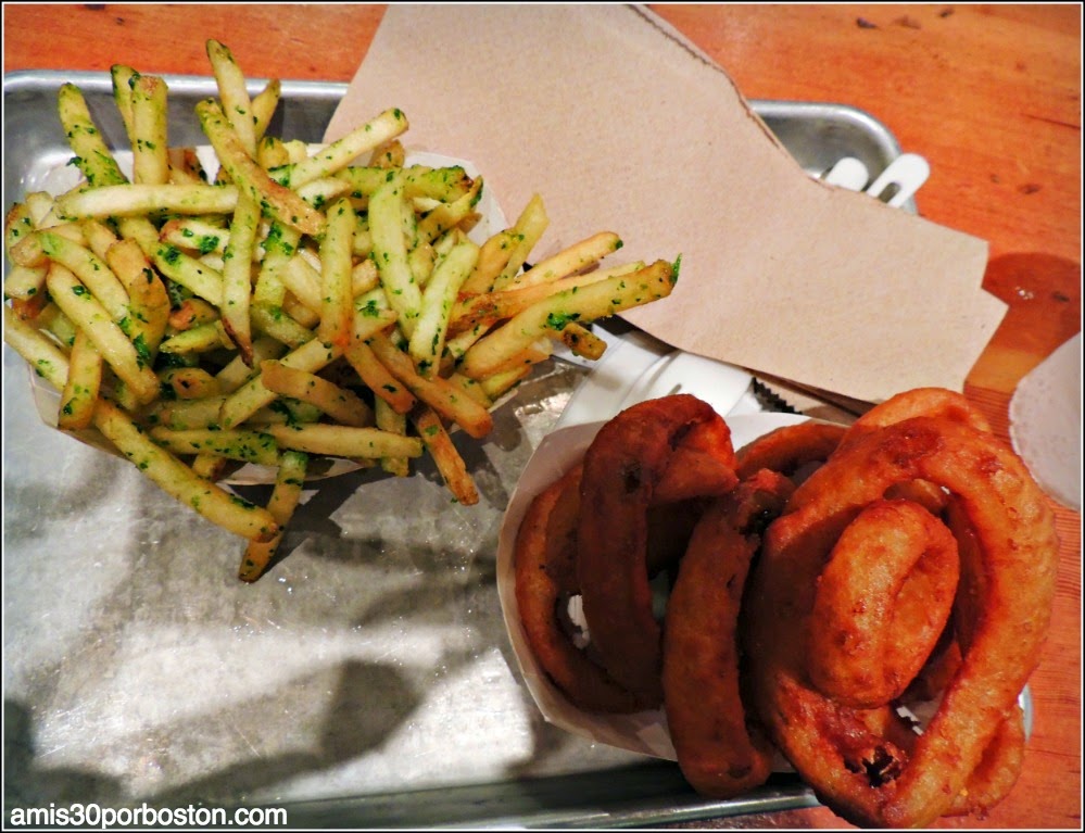 Gott´s Roadside: Garlic Fries y Onion Rings