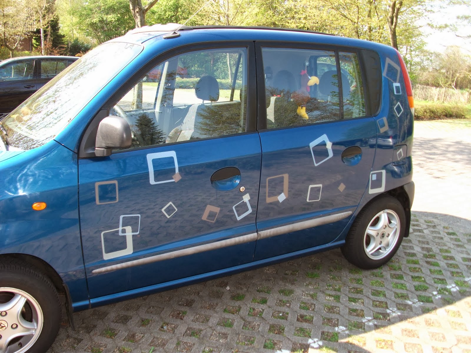 Gambar Cutting Sticker Mobil Atoz Duniaotto