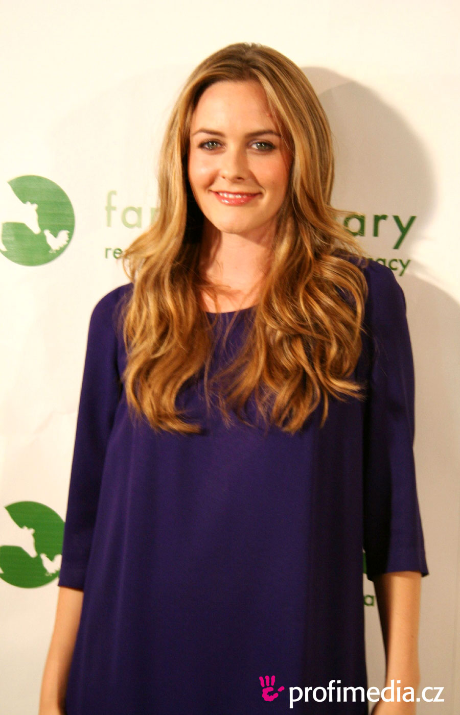 Alicia Silverstone Hairstyles Pictures, Long Hairstyle 2011, Hairstyle 2011, Short Hairstyle 2011, Celebrity Long Hairstyles 2011, Emo Hairstyles, Curly Hairstyles