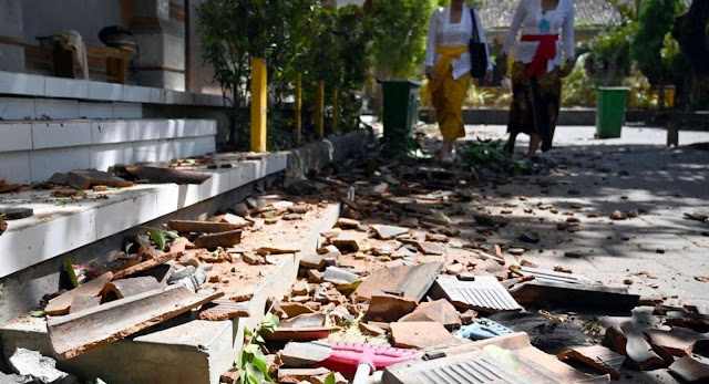 An earthquake measuring 5.7 on the Richter scale jolted the Indonesian island of Bali.