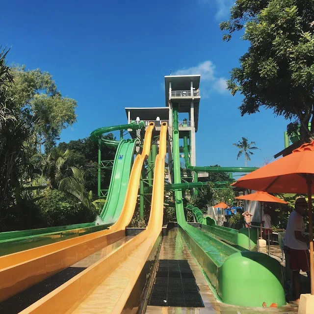 foto smash down di waterboom bali