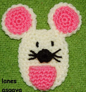 http://dl.dropboxusercontent.com/u/74169808/ganchillo/MIS%20TRABAJOS/amigurumis/RATONCITO%20P%C3%89REZ.pdf