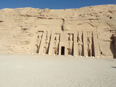 templo nefertari abu simbel