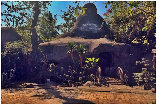 Masjid Batu Taman Hati