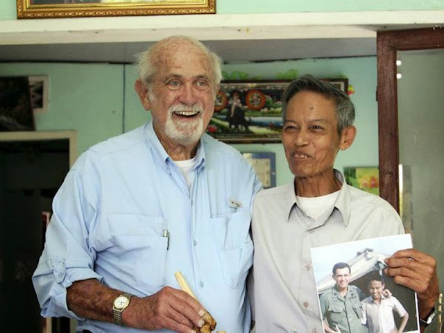 Vietnam: Médico devuelve brazo amputado 50 años después