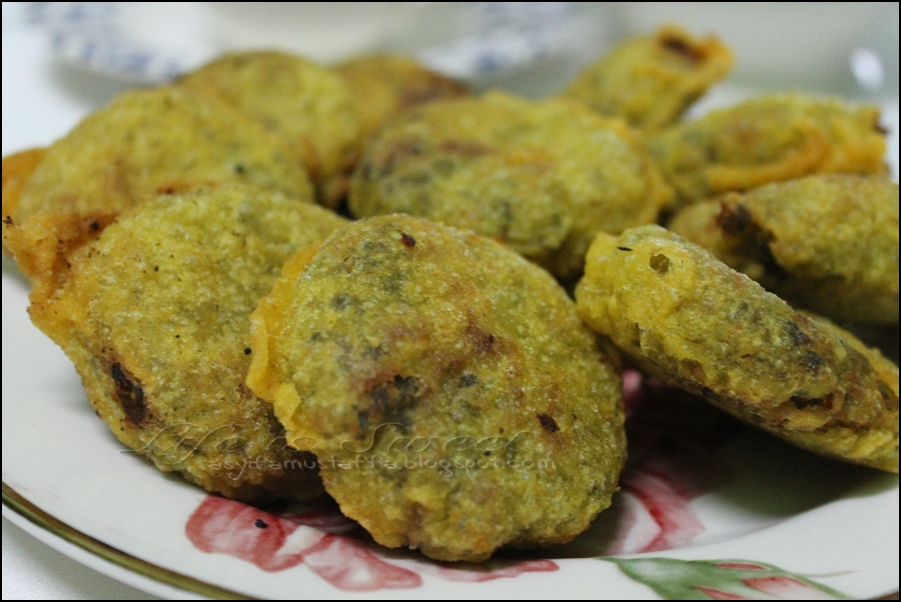 LiFe Is SwEeT: Kuih Kacang Hijau