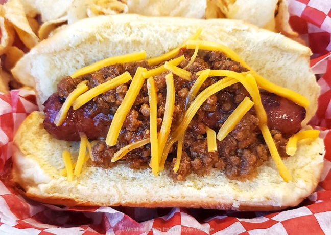 chili dogs