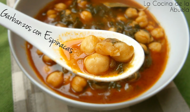 Garbanzos con Espinacas.