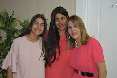 Laura de Herrera, Lissette Noboa y Lissette de Herrera