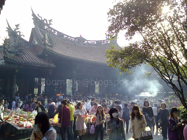 Longshan Temple