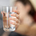 ¿Por qué beber agua si tienes Artritis Reumatoidea? Más movilidad, menos dolor