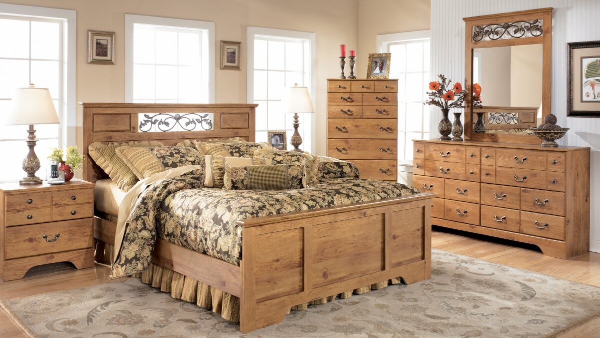 Light Wood Bedroom Furniture